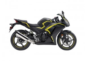 2015-honda-cbr300r-01-1